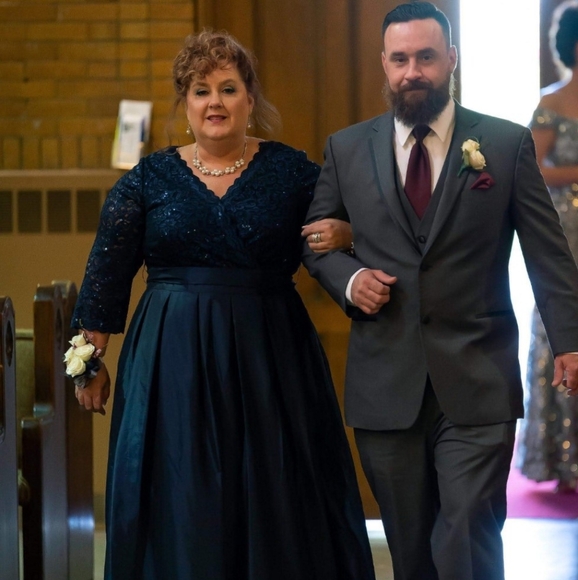 SHARE SHOW. Like  Flyer  to be notified  when I go live...... - Picture 4 of 5